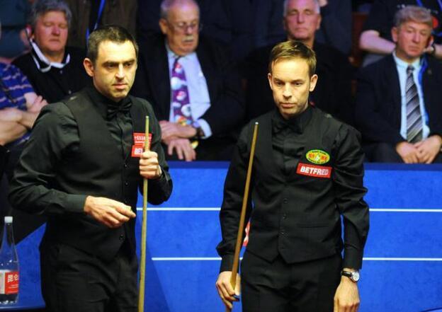 不仅影响着 不仅影响着